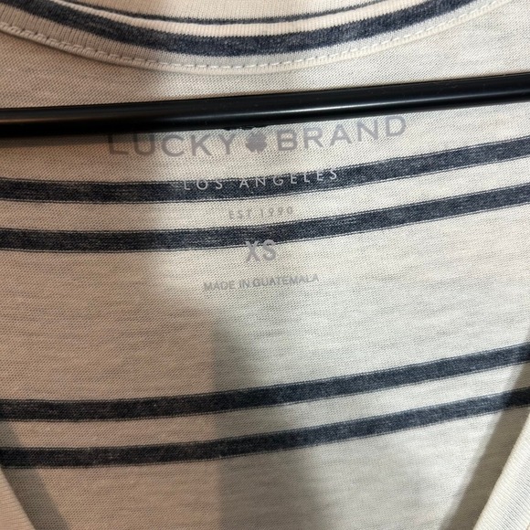 Lucky Brand Striped Tee V-Neck Casual Top Short Sleeve XS - Picture 4 of 5